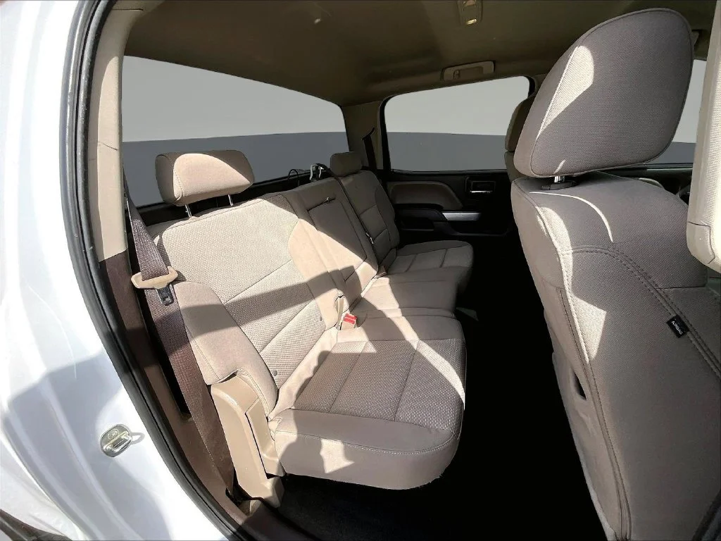 Used 2017 White Chevrolet LT image 29