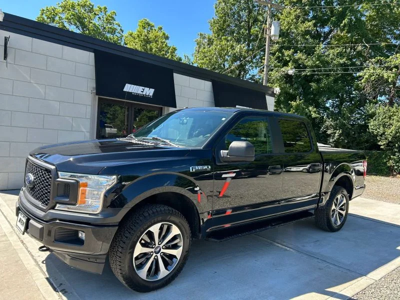 Used 2019 Black Ford XL Pickup 4D 5 1/2 ft image 2