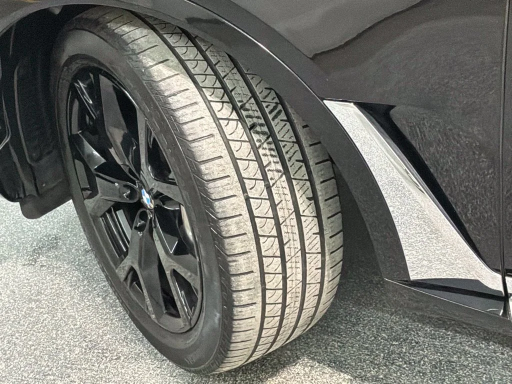 Used 2022 Jet Black BMW xDrive40i image 34
