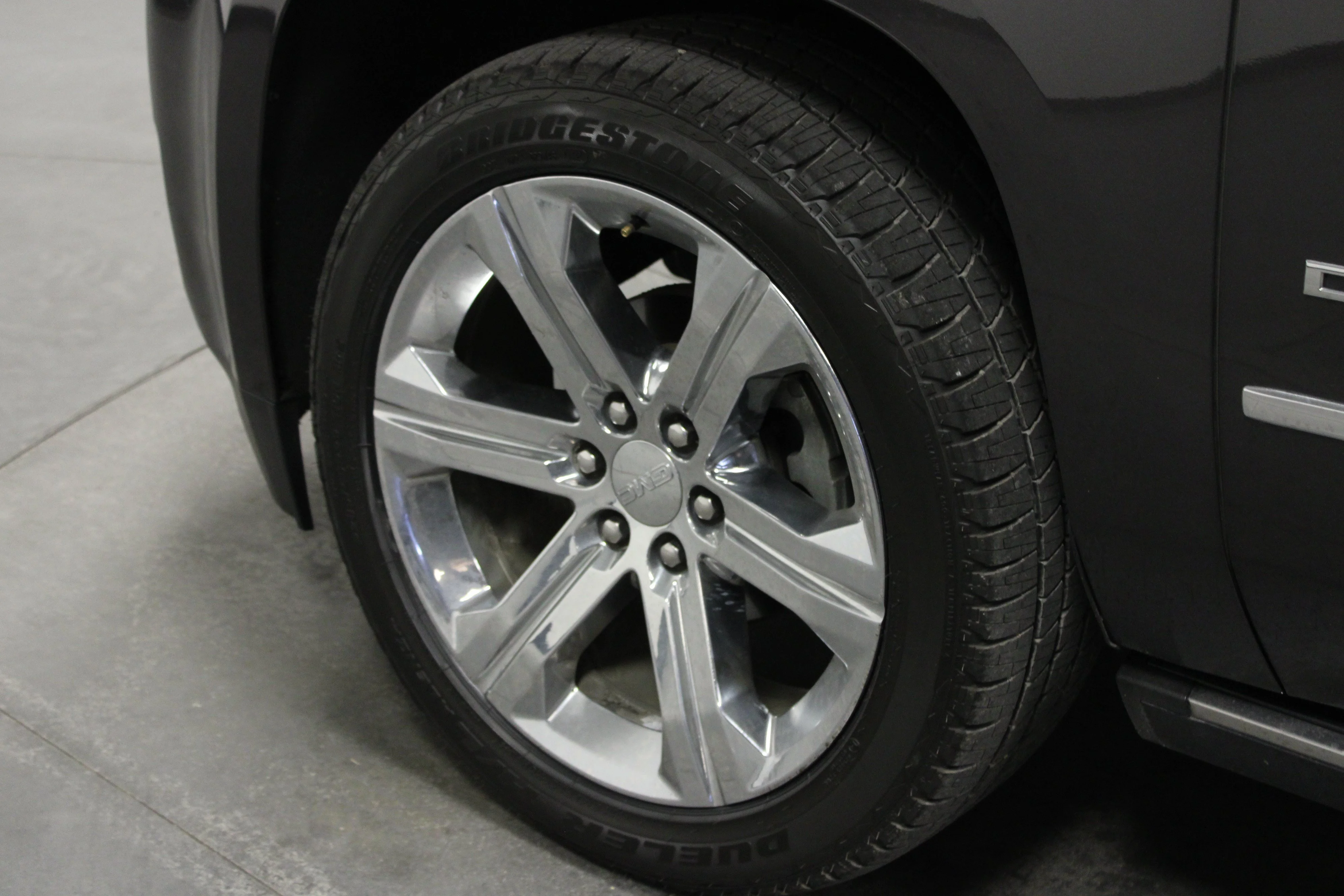 Used 2018 IRIDIUM METALLIC GMC Denali image 10