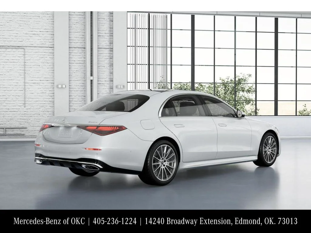 New 2026 White Mercedes-Benz S 580 image 21