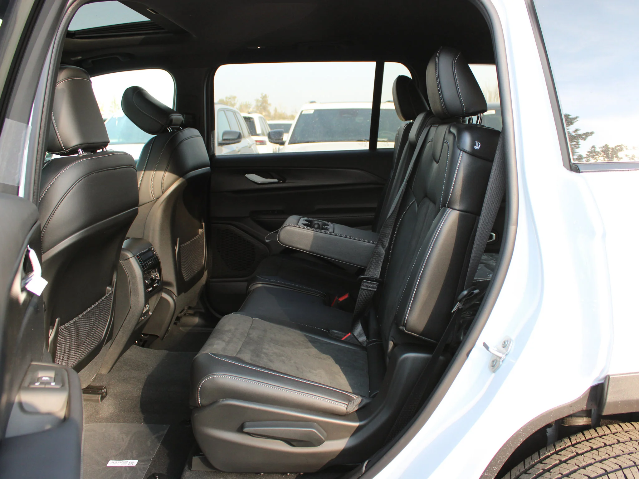 New 2025 White Jeep Altitude* 4x4, Sunroof, Heated Leather, Remote Start image 9