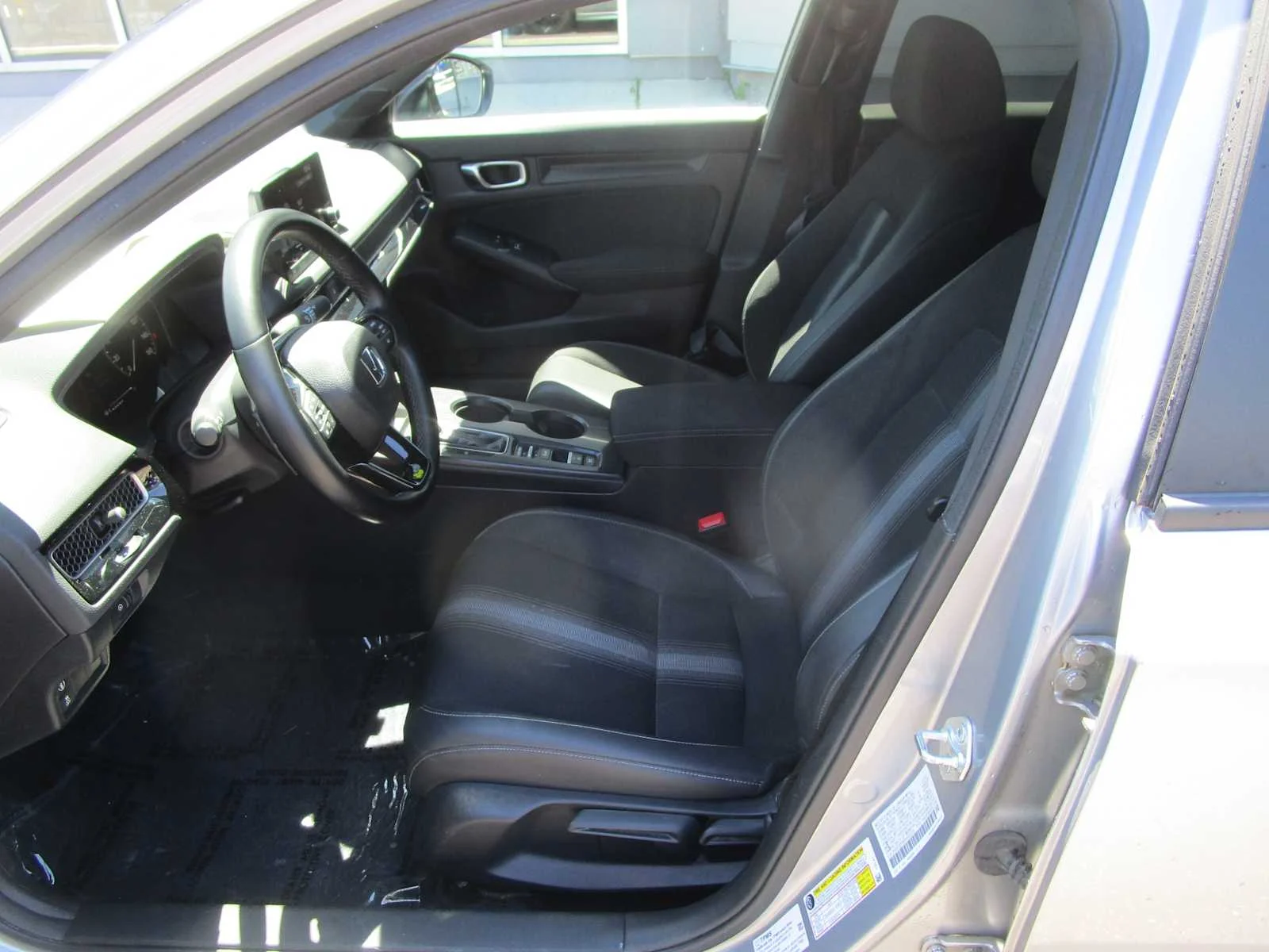 Used 2024 Lunar Silver Metallic Honda Sport image 14