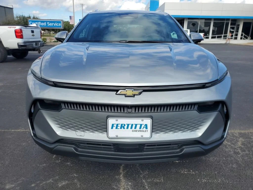 New 2026 Sterling Gray Metallic Chevrolet LT image 29