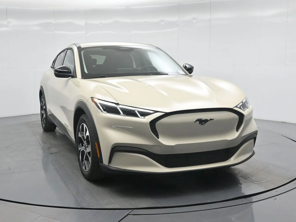 New 2026 Desert Sand Ford Select image 22