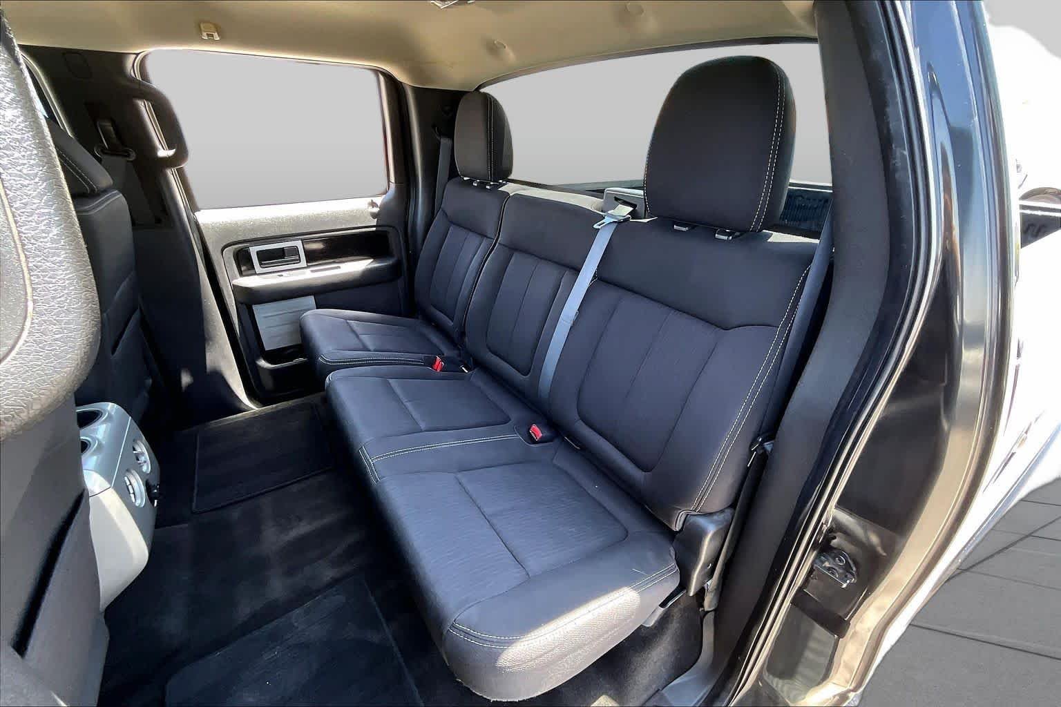 Used 2010 Tuxedo Black Ford XLT image 18