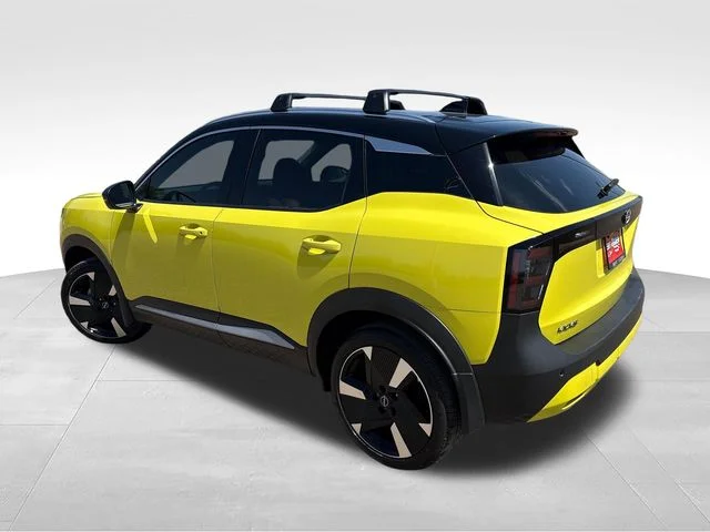 Used 2025 Yellow Nissan SR image 6