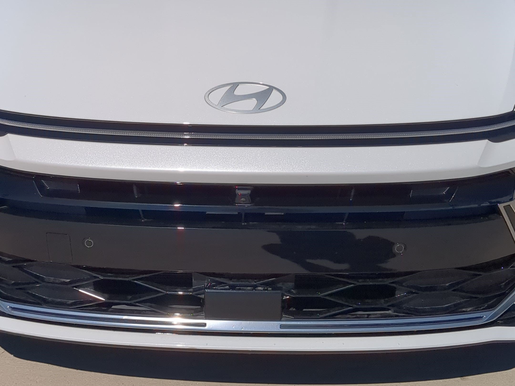 Certified Used 2025 Serenity White Hyundai Limited image 10