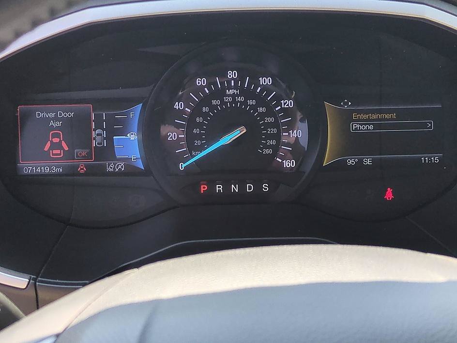 Used 2020 Black Ford SEL image 20