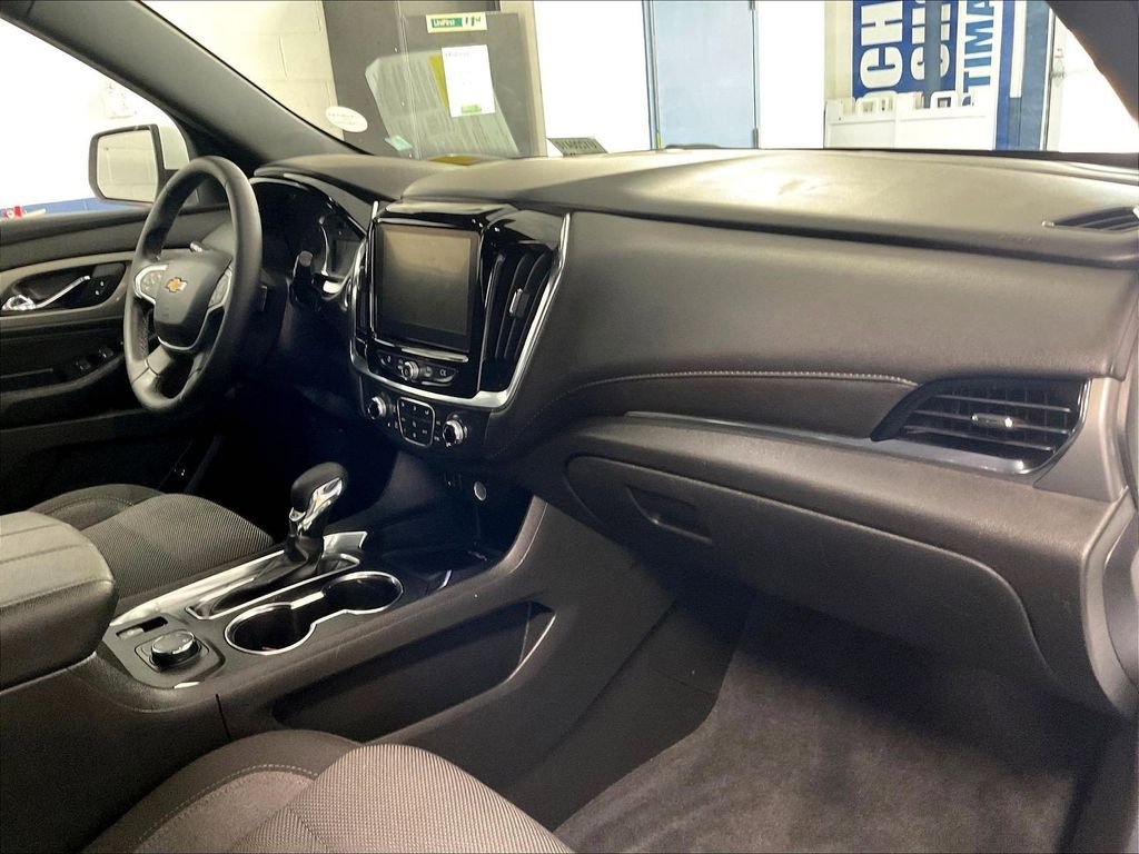 Used 2023 White Chevrolet LT image 14