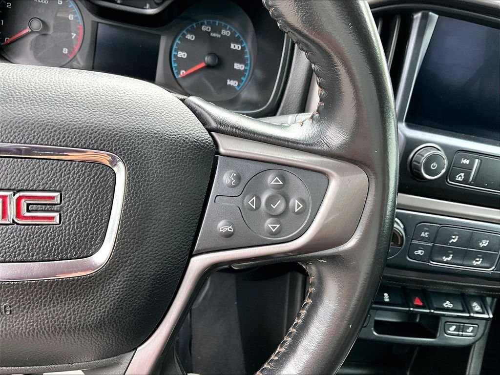 Used 2021 White GMC AT4 w/Cloth image 23