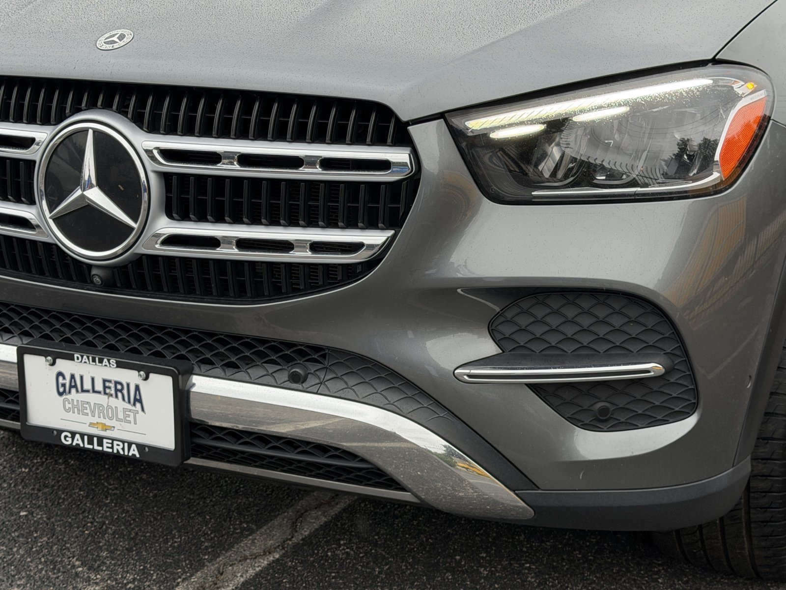 Used 2024 Gray Mercedes-Benz GLE 450e image 6