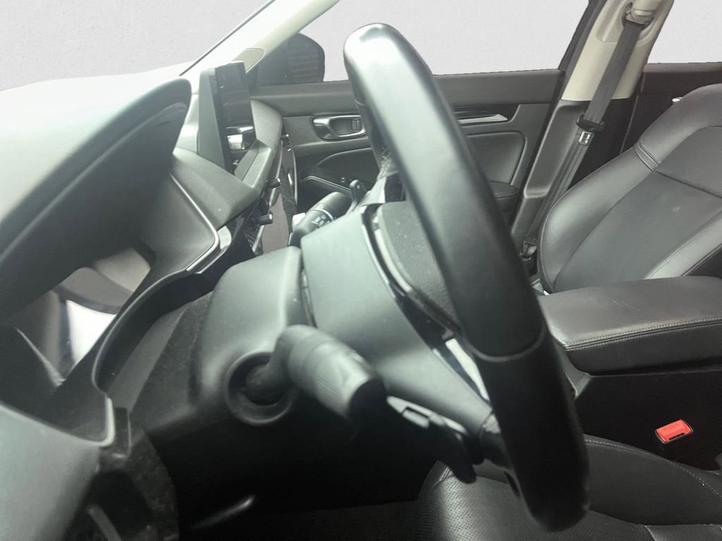 Used 2022 Black Honda Touring image 4