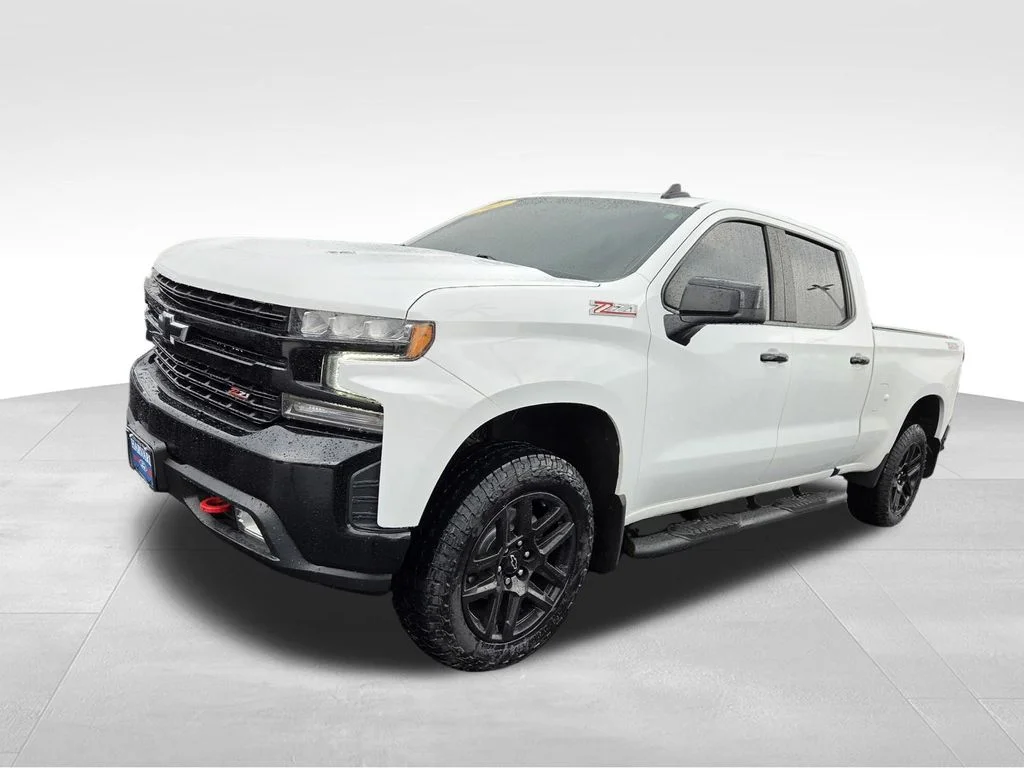 Used 2021 Summit White Chevrolet LT Trail Boss image 3