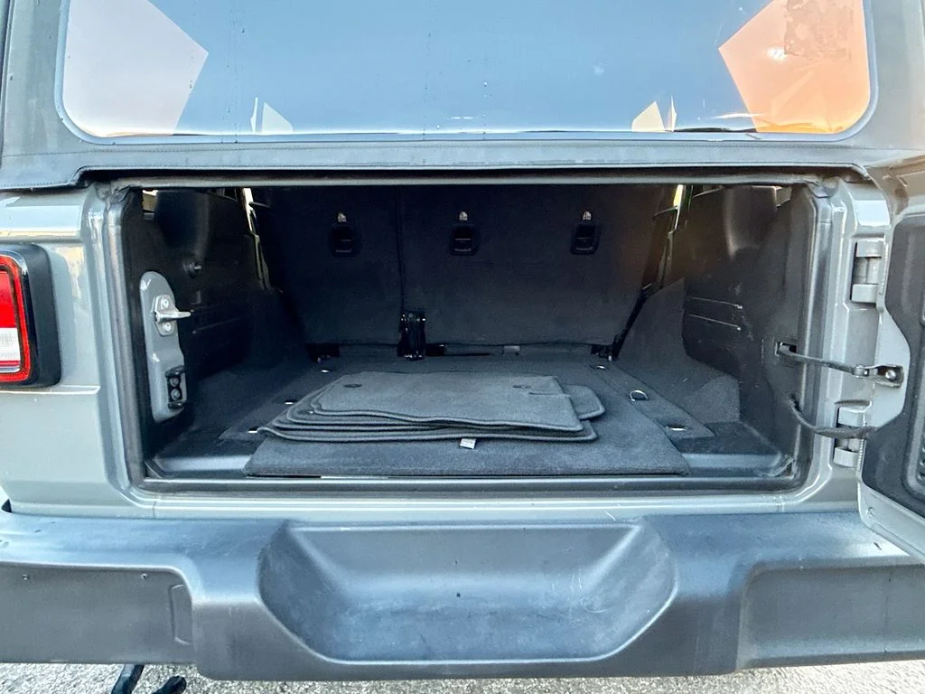 Used 2021 Gray Jeep Unlimited Willys image 29