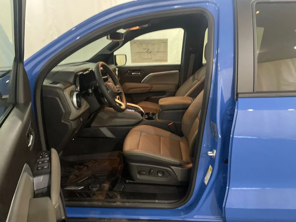 2026 Chevrolet Colorado ZR2 - Photo 11