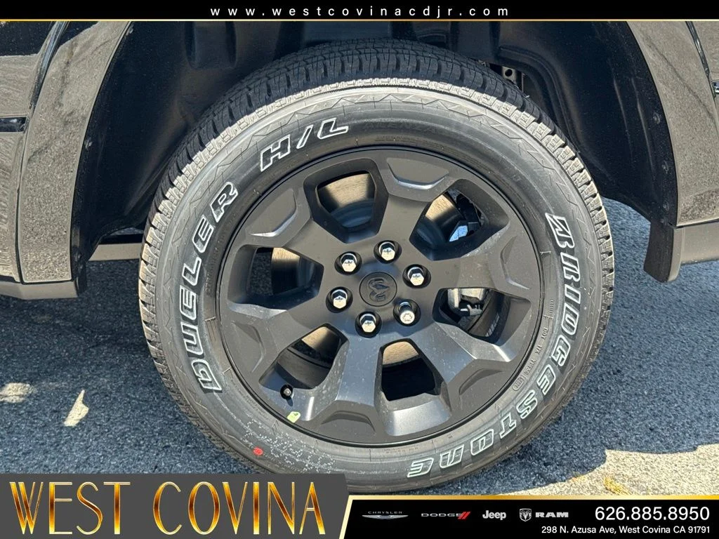 New 2026 Diamond Black Crystal Pearl-Coat Exterior Paint RAM Big Horn/Lone Star image 18