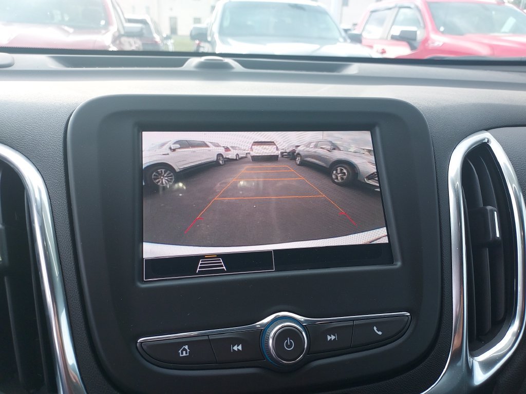 Used 2024 White Chevrolet LT image 22
