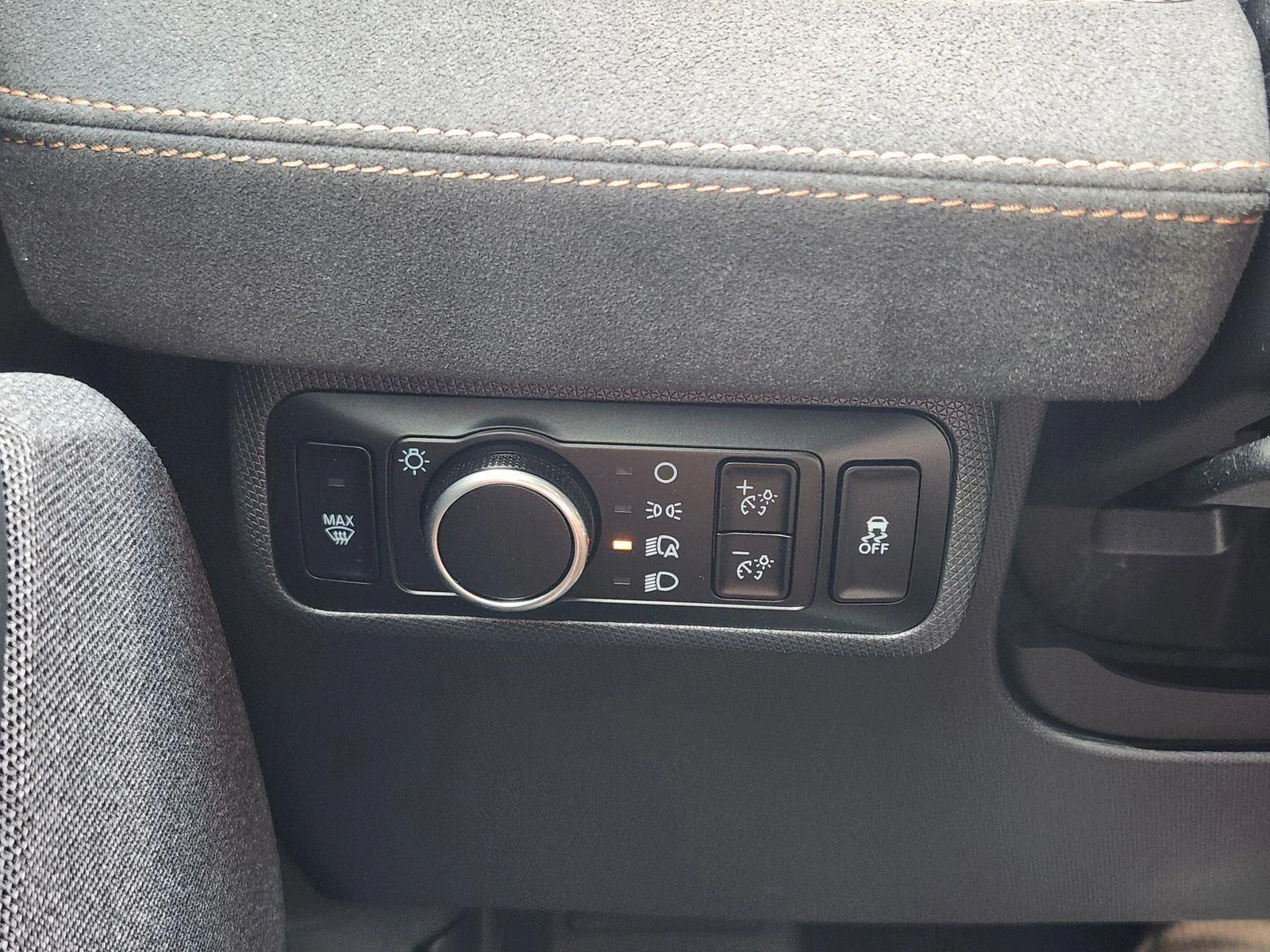 Used 2023 Space White Ford GT image 22