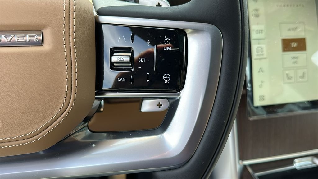 2026 Land Rover Range Rover SE - Photo 13