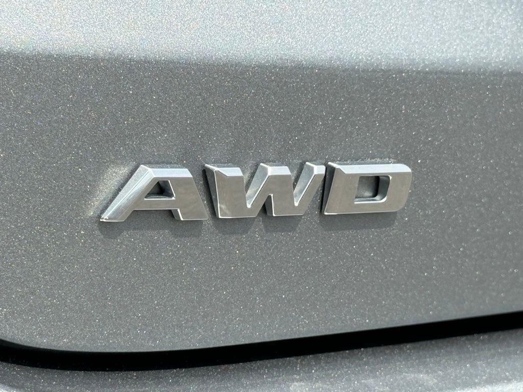 Used 2024 Silver Cadillac Sport image 11