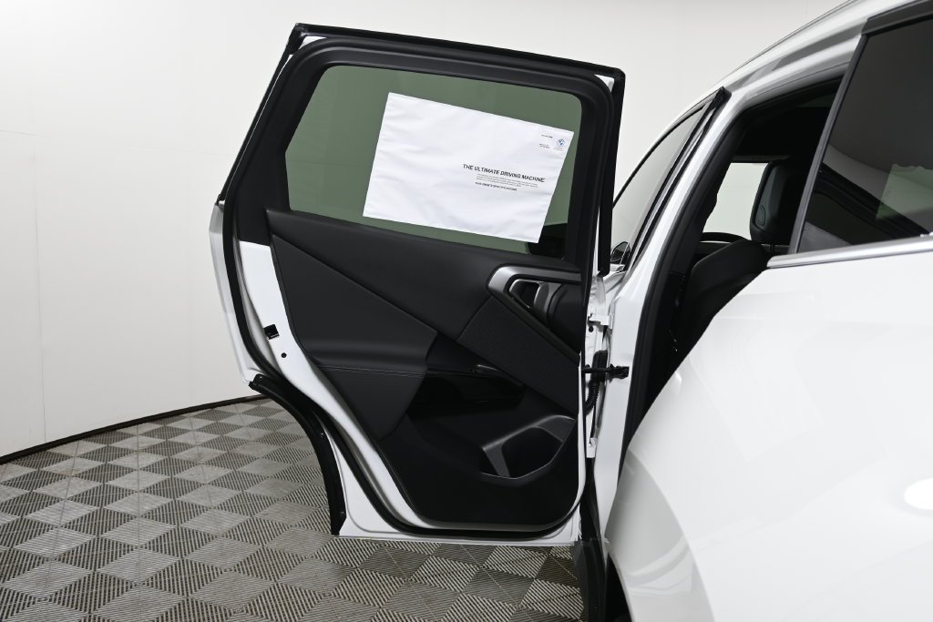Used 2026 White BMW 30 xDrive image 31