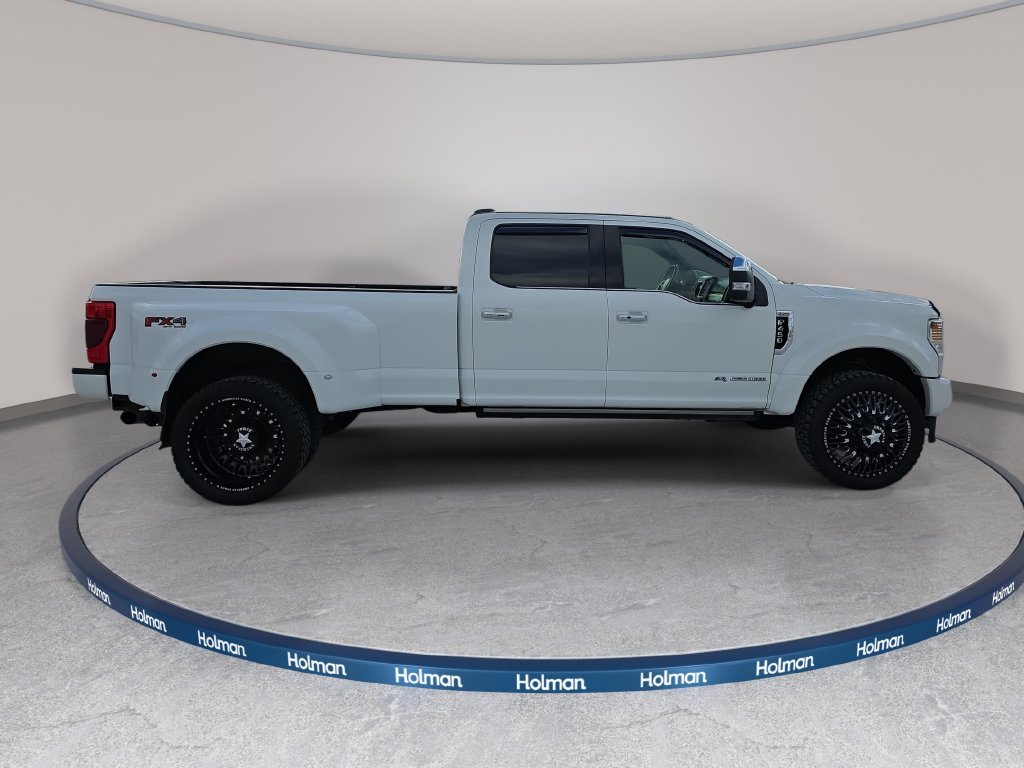 Used 2021 White Metallic Ford Platinum image 7