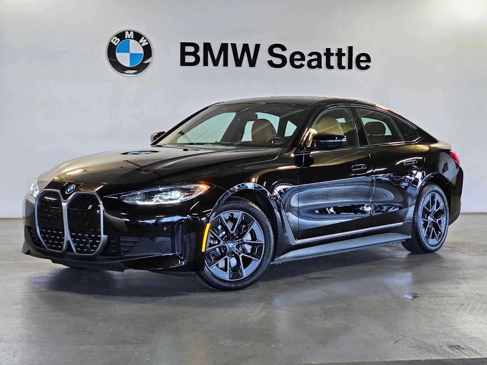 2023 BMW i4 eDrive35