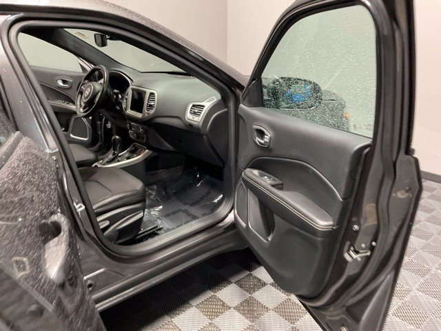 Certified Used 2021 Crystal Metallic Jeep 80th Special Edition image 21
