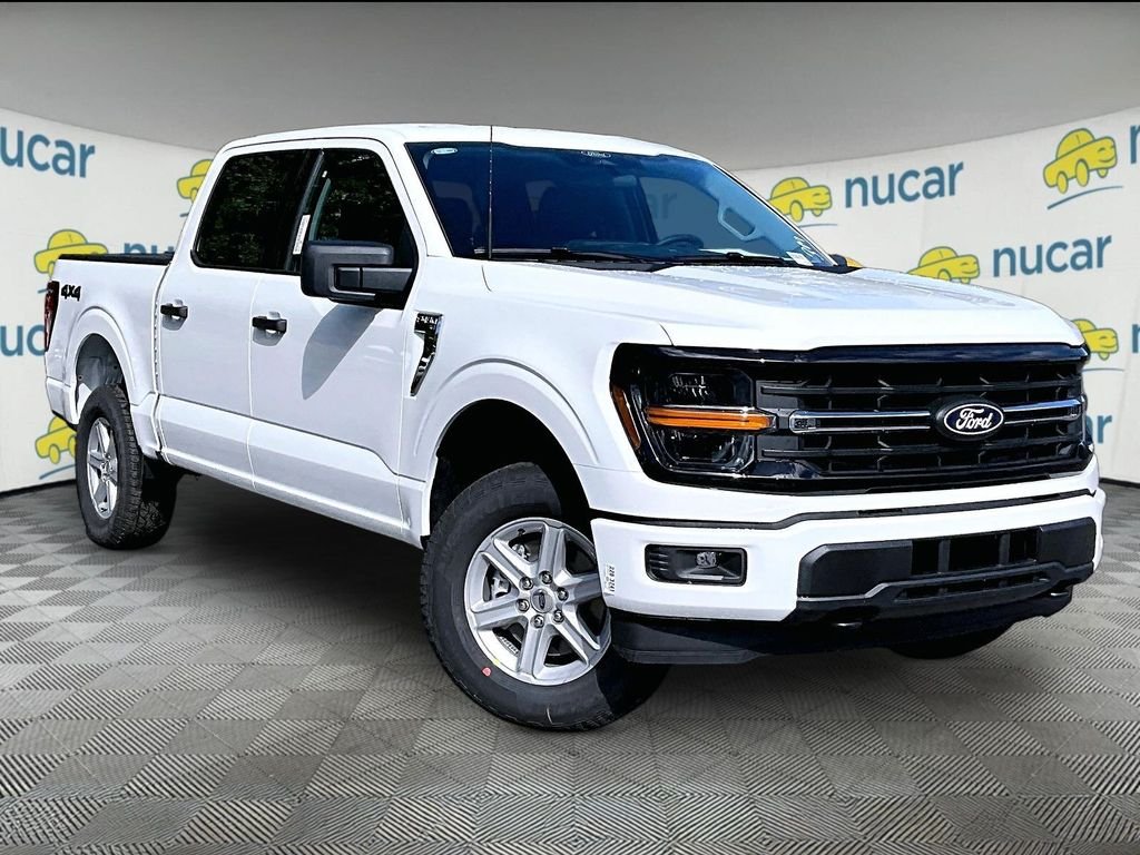 New 2026 Oxford White Ford XLT image 1