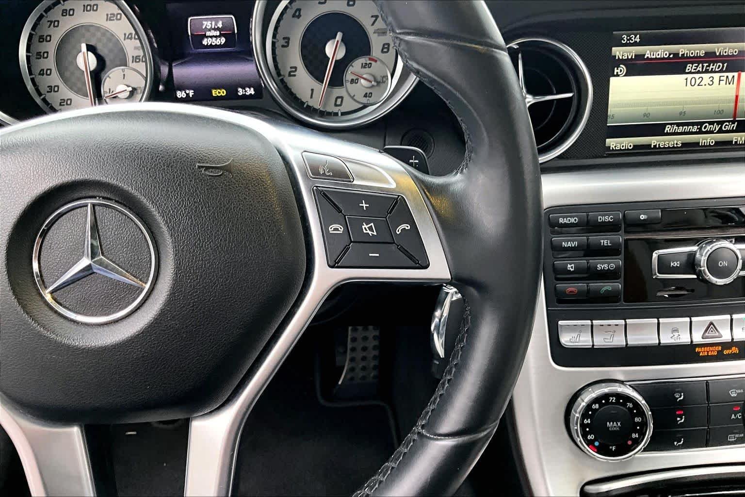 Used 2014 Iridium Silver Metallic Mercedes-Benz SLK 350 image 23
