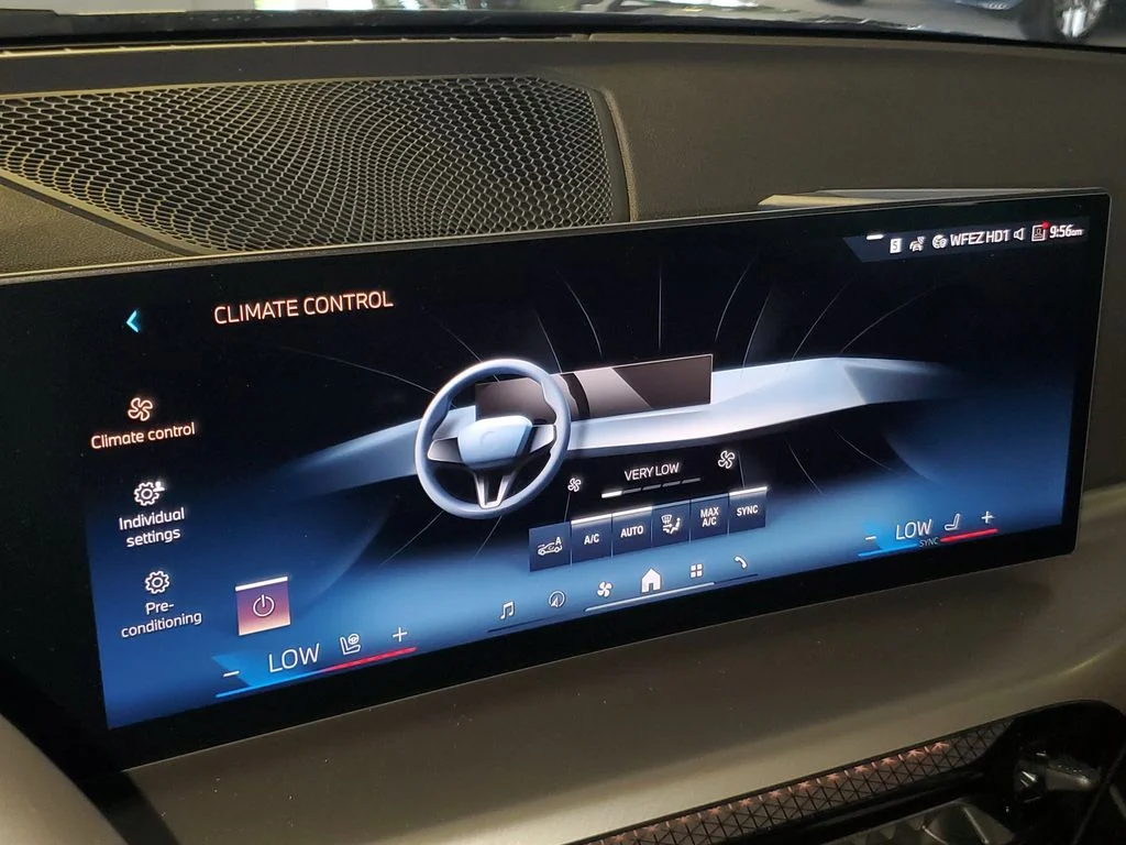 New 2026 Dravit Grey Metallic BMW 330i image 21