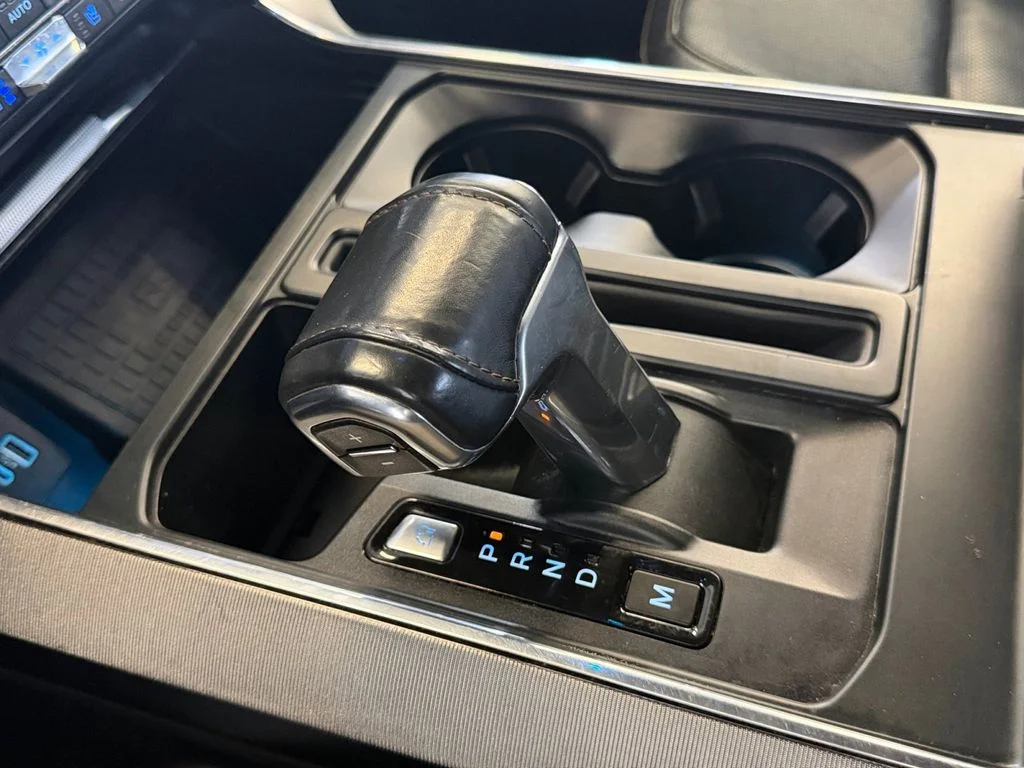 Used 2021 Black Ford Platinum image 33