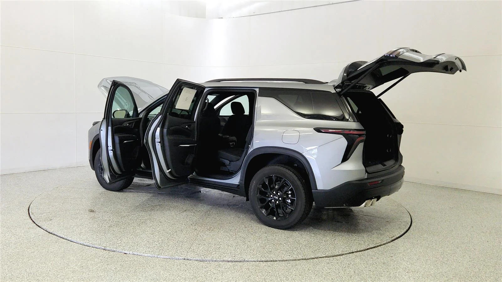 2026 Chevrolet Traverse LT - Photo 11