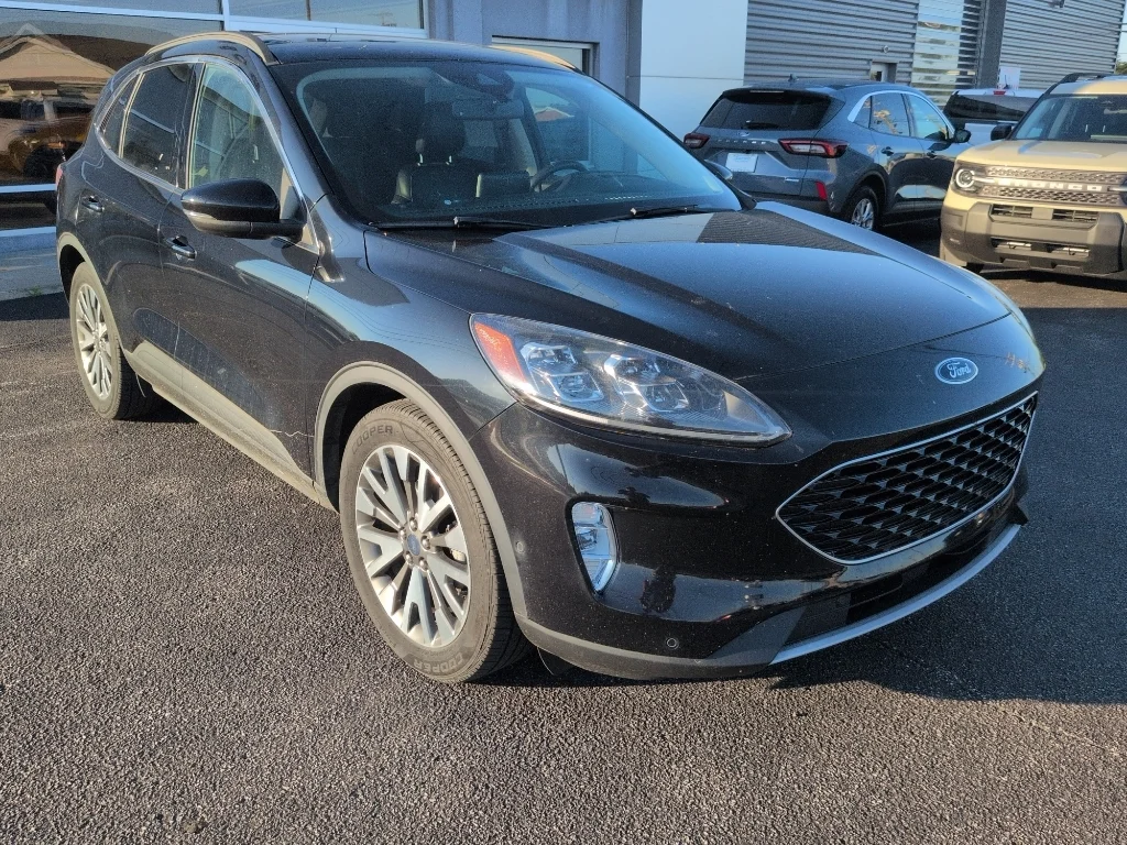Used 2020 Ford Escape Titanium with VIN 1FMCU0DZ8LUB86647 for sale in Elizabethtown, KY
