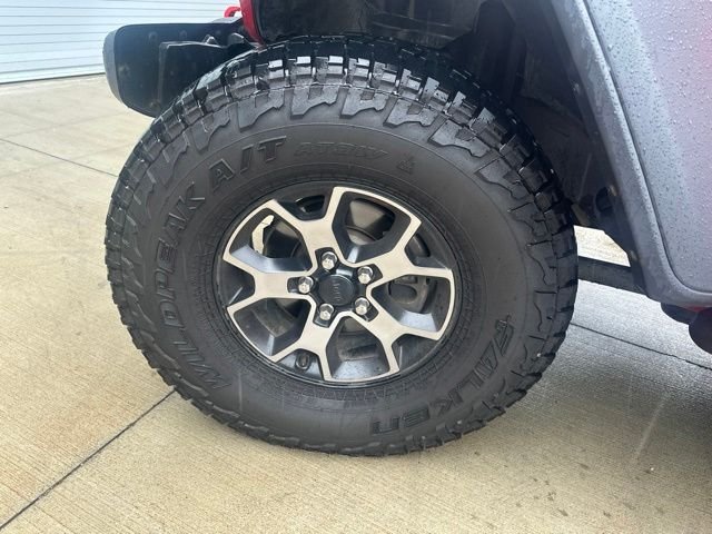 Used 2018 Red Jeep Unlimited Rubicon image 6