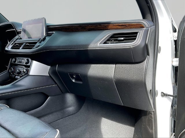 Used 2024 Summit White Chevrolet Premier image 13