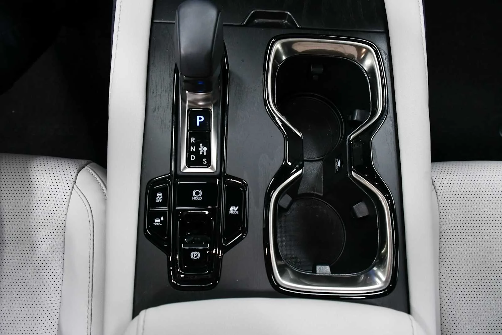 Used 2025 Matador Red Mica Lexus Premium Plus image 20