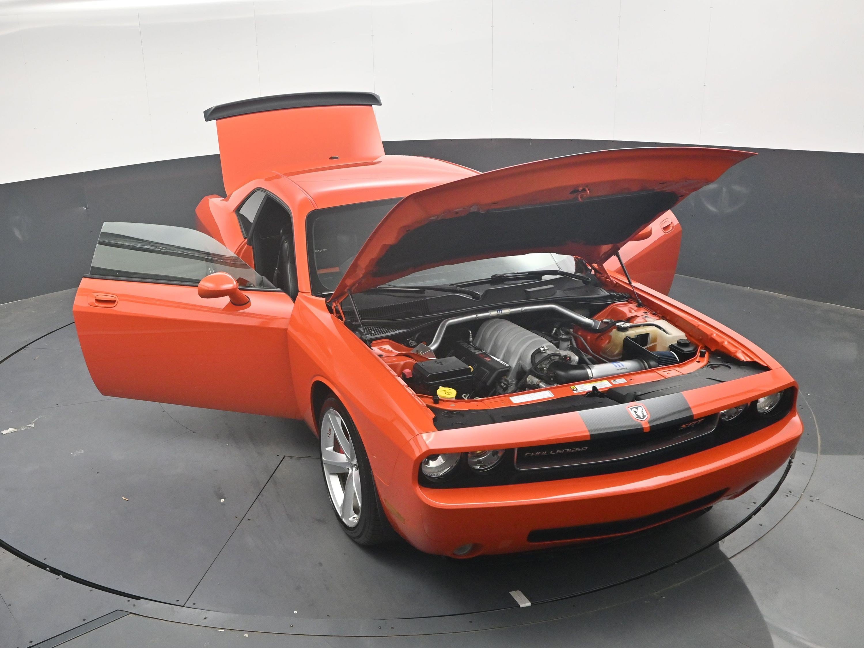 Used 2009 Hemi Orange Pearl Dodge SRT8 image 34