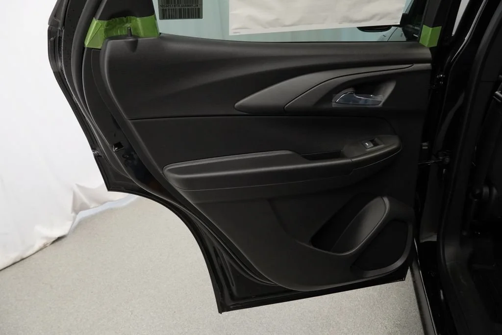 New 2026 Mosaic Black Metallic Chevrolet LT image 23
