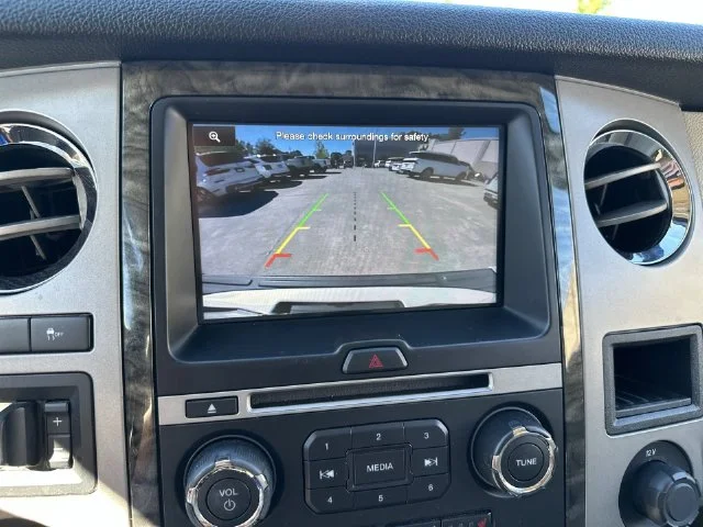 Used 2015 White Ford Limited image 18