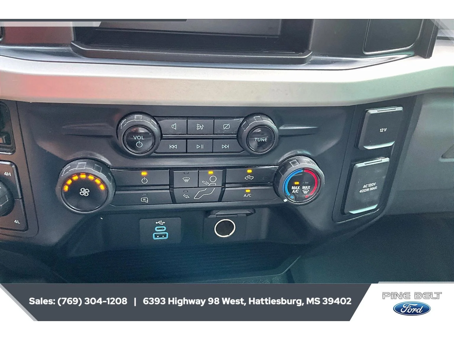 Used 2023 Oxford White Ford XL image 24
