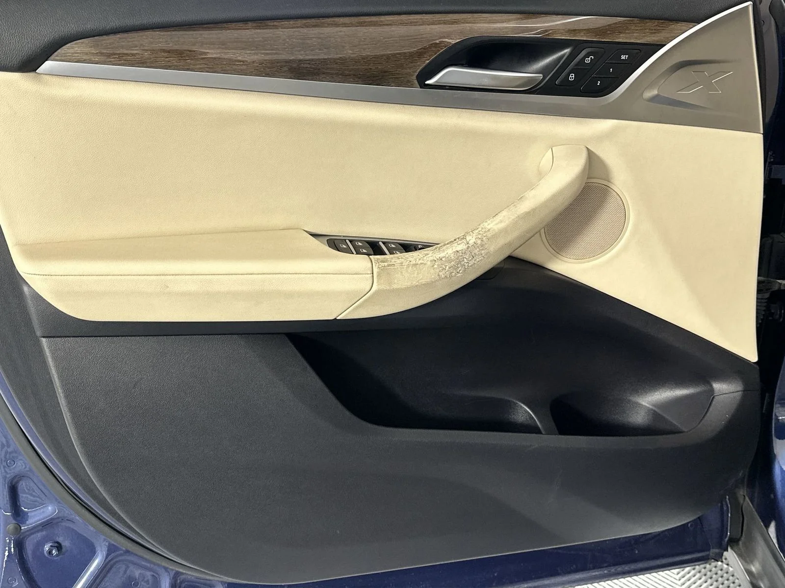 Used 2019 Blue BMW xDrive30i image 28