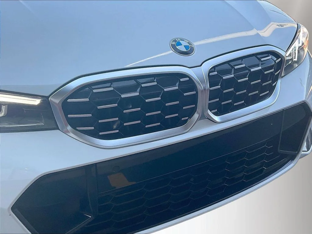 Used 2026 Alpine White BMW M340i xDrive image 32