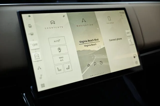 New 2026 Carpathian Grey Land Rover SE image 44