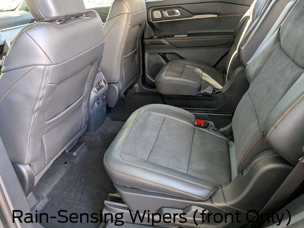 New 2026 Carbonized Gray Metallic Ford Tremor® image 28