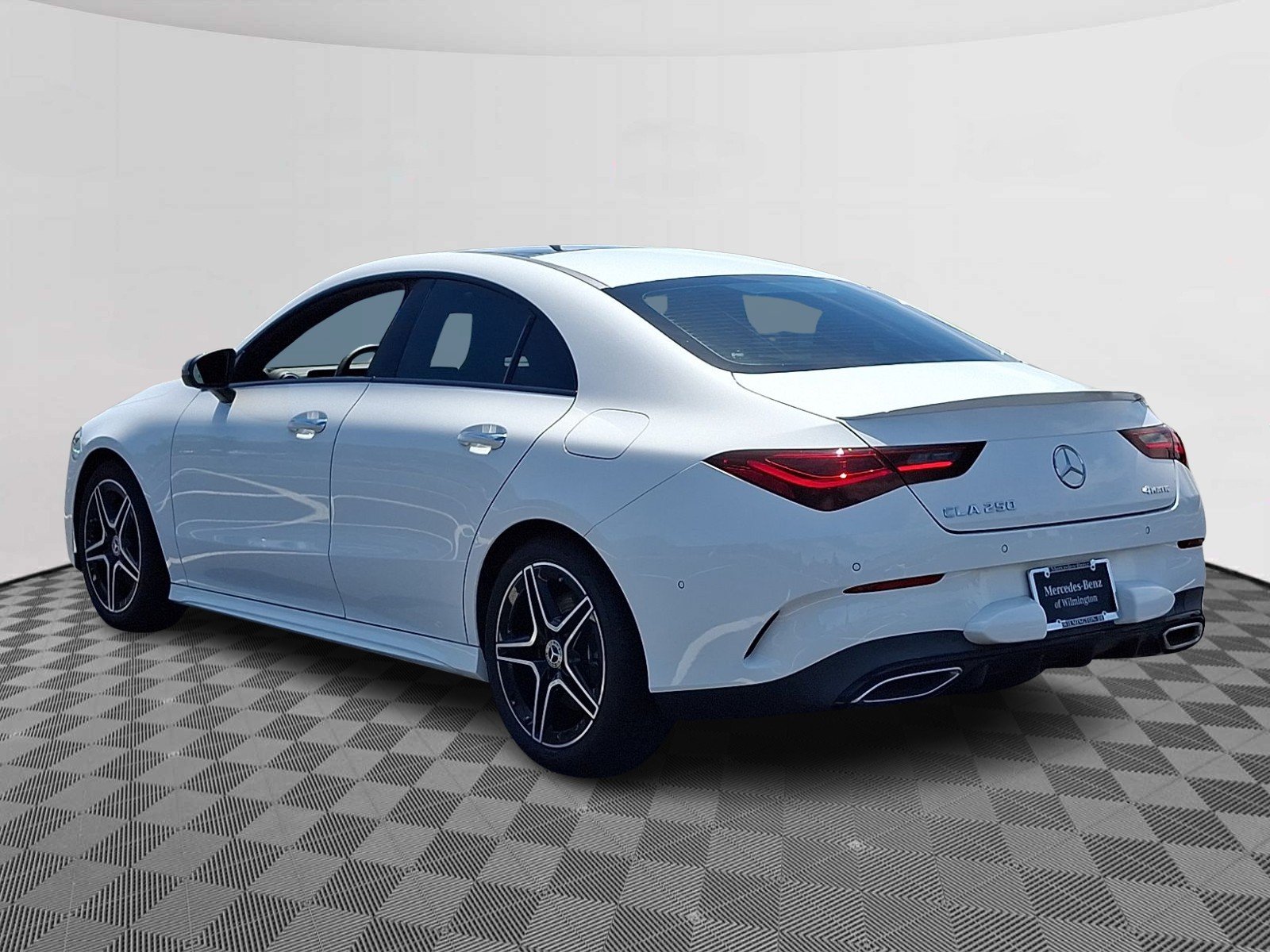 Certified Used 2024 Polar White Mercedes-Benz CLA 250 image 4