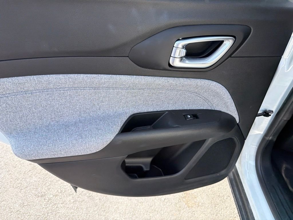 2026 Jeep Compass Latitude - Photo 12