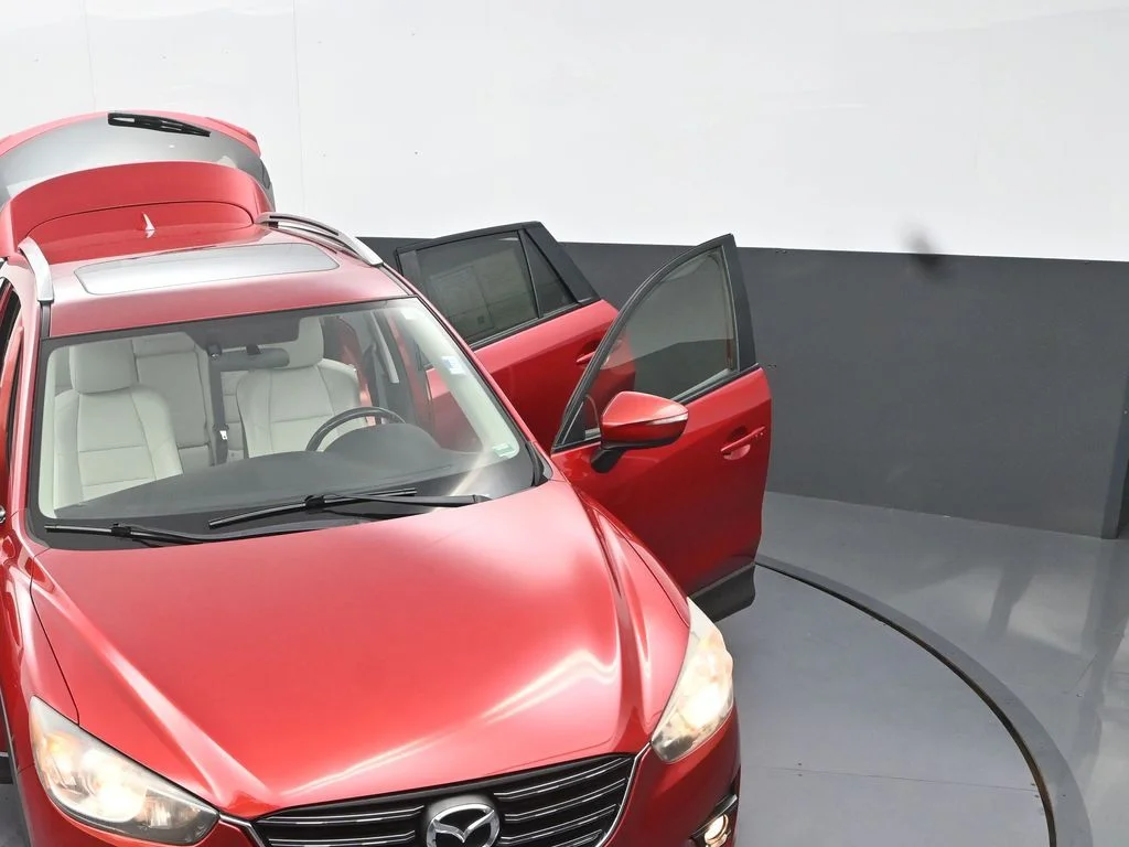 Used 2016 Red Mazda Grand Touring image 33