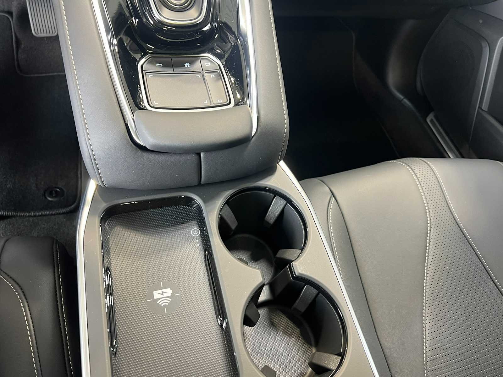 New 2026 Platinum White Pearl Acura w/Technology Package image 22